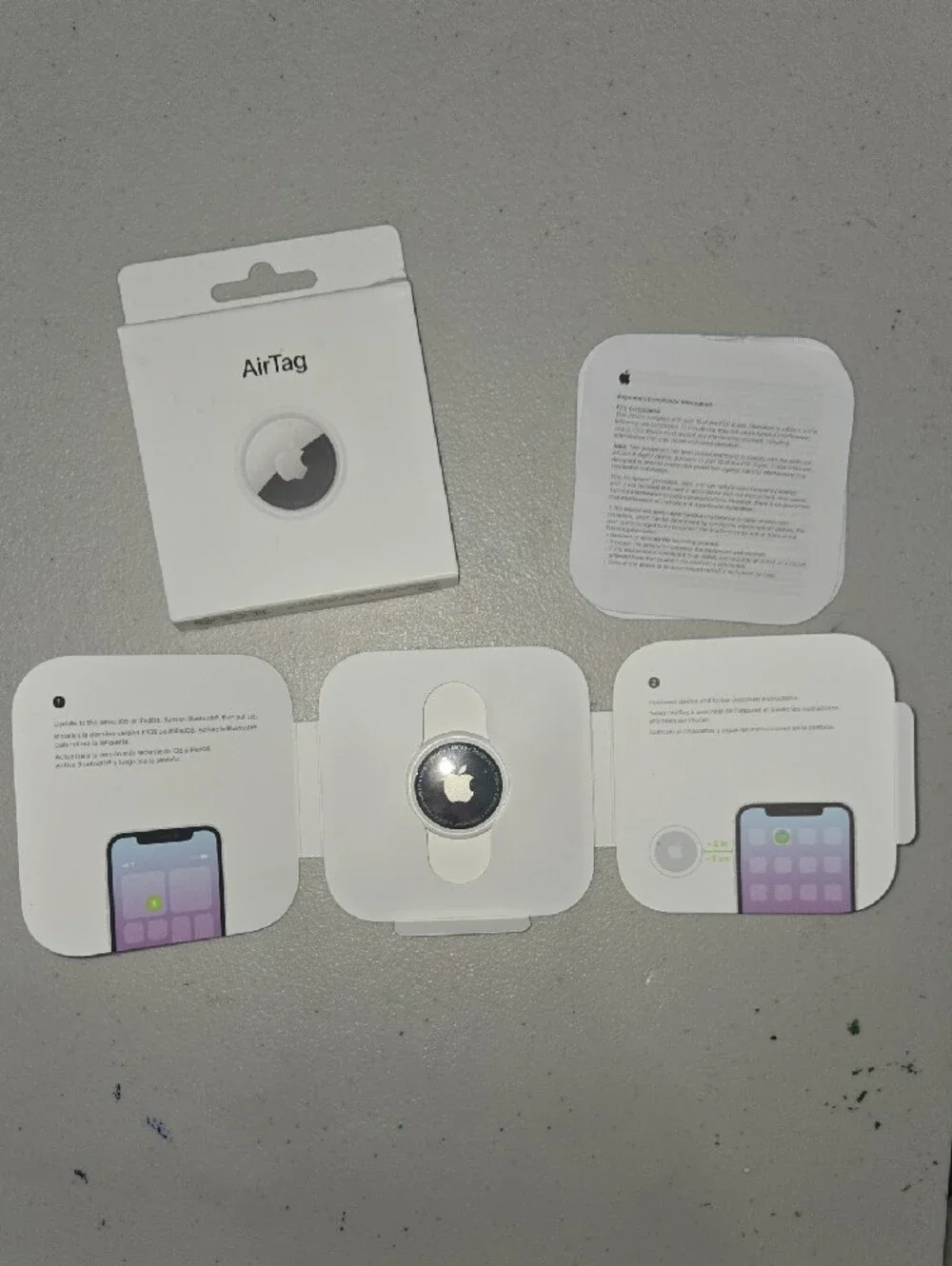 Apple AirTag - White